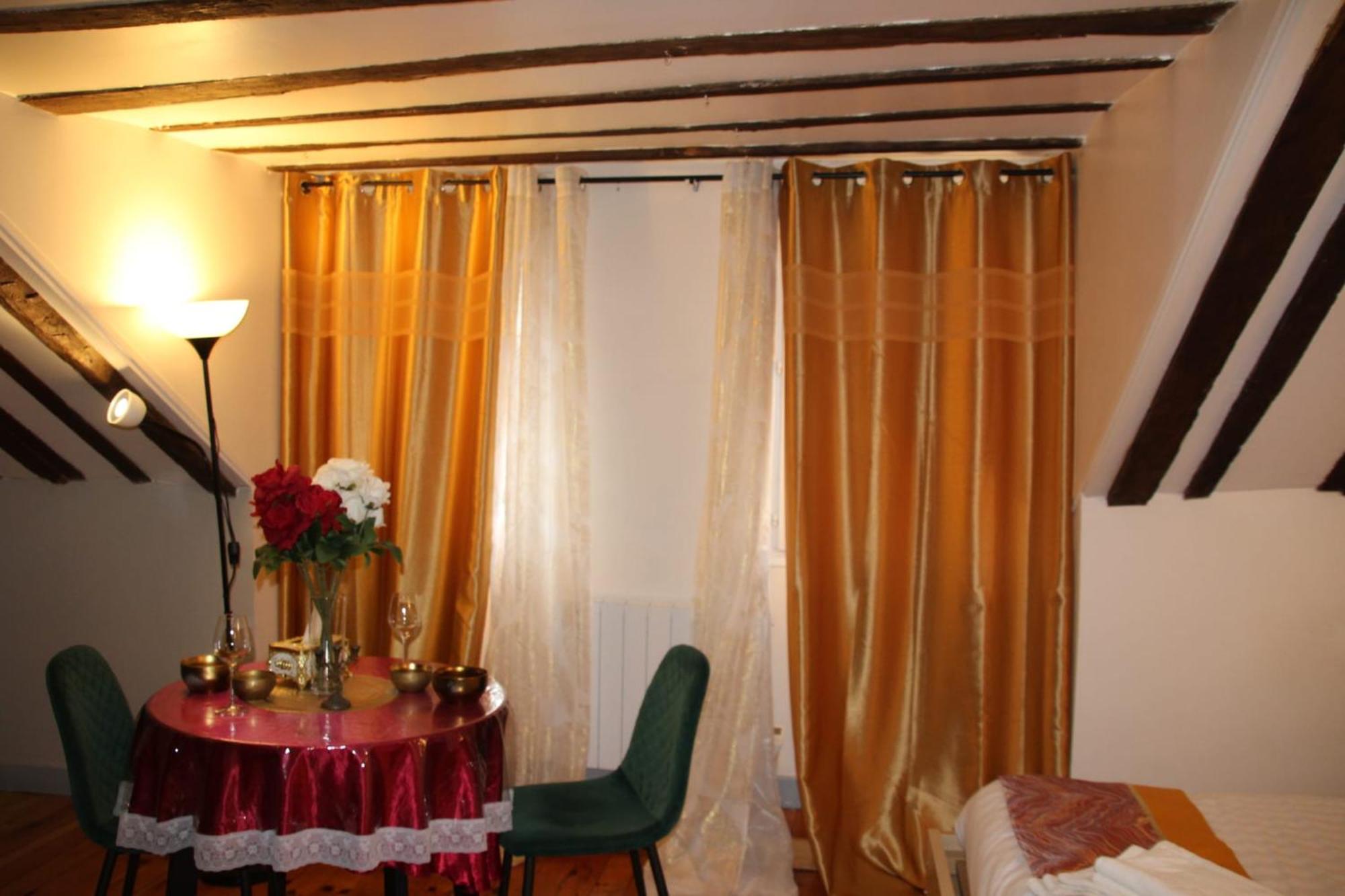 Montmartre Appartement Parijs Buitenkant foto